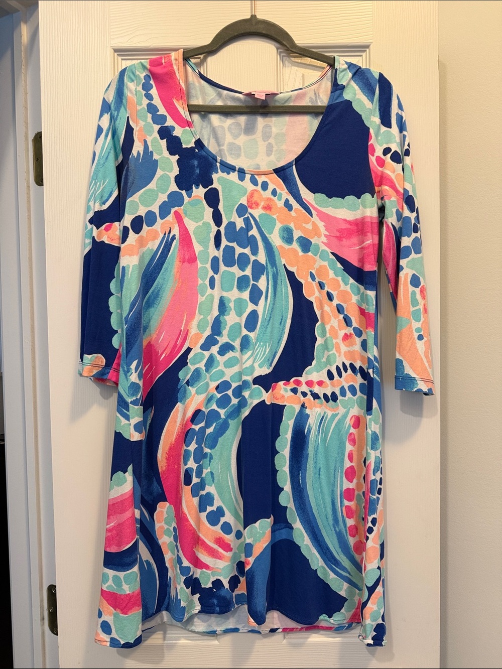 Lilly Pulitzer size Medium Navy Multicolor Abstract Dress